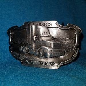 Tonkin, Inc. 1988 International Classics Buckle
